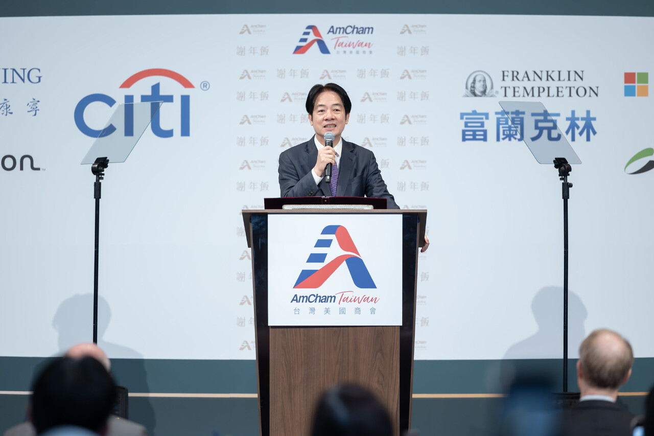 賴總統在美商謝年飯點名阿拉斯加州長 台灣有意購氣