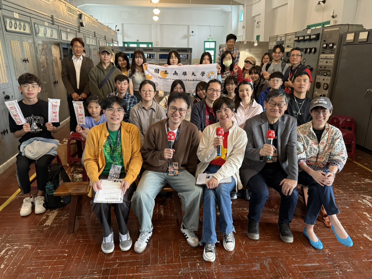 草草戲劇節外野區  聽央廣「臺槓新聞」談新住民及移工的文化衝突