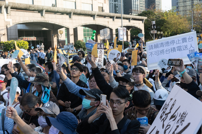 黃國昌：民眾黨站出來不為大罷免 要向貪腐政府宣戰