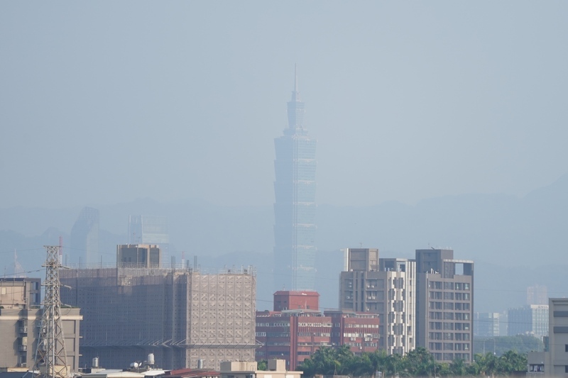 北部午後空品達紅色警戒 國健署建議減少室外活動