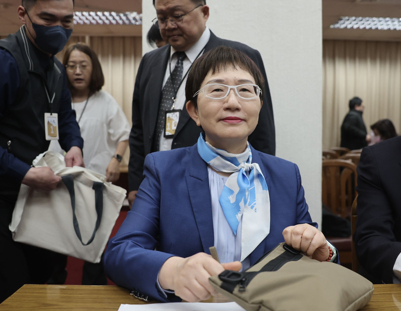 川普宣布逾75國暫緩對等關稅 財長：包括台灣