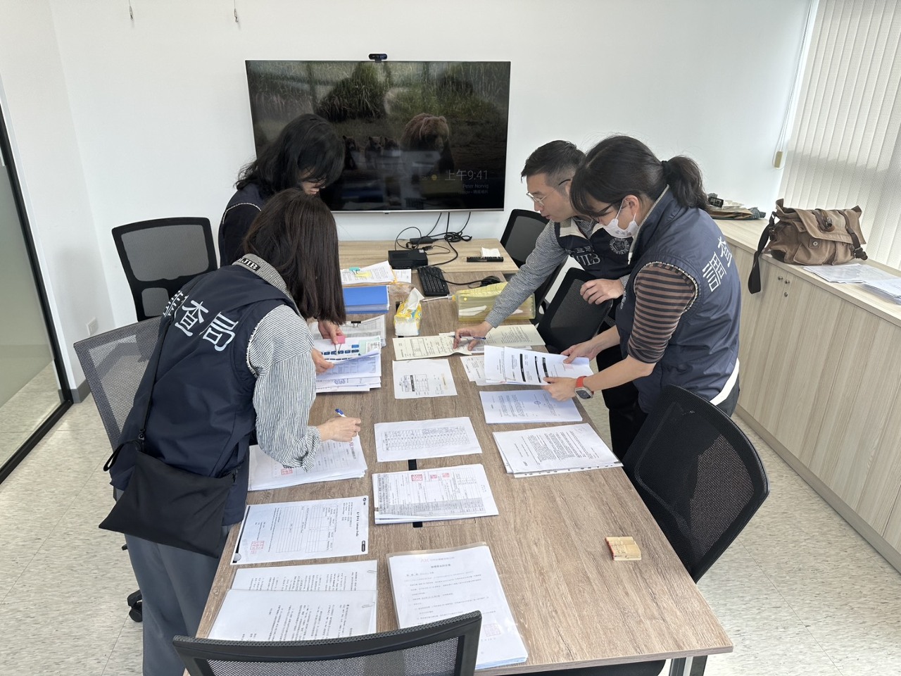 調查局同步偵辦中企非法在台挖角 中芯國際、雲合智網在列