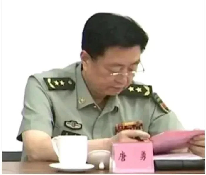 中共軍紀副書記唐勇突遭撤職 掀軍內清洗疑雲