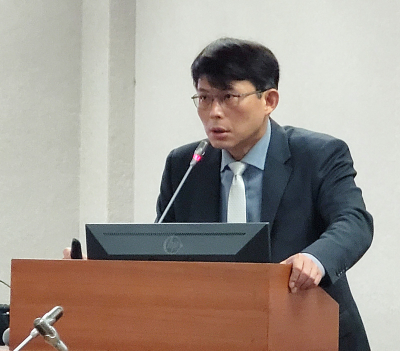 吳釗燮前助理涉共諜案 黃國昌促外交部說明