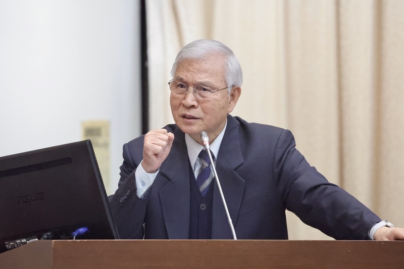 對等關稅暫緩楊金龍嘆股市衝擊遞延 認同5千億國安基金擴大規模