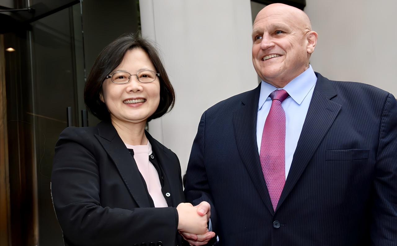 蔡英文:阿米塔吉對台美關係貢獻 將永遠被記得