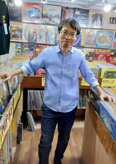 鴻鴻訪  明格斯—午夜時分