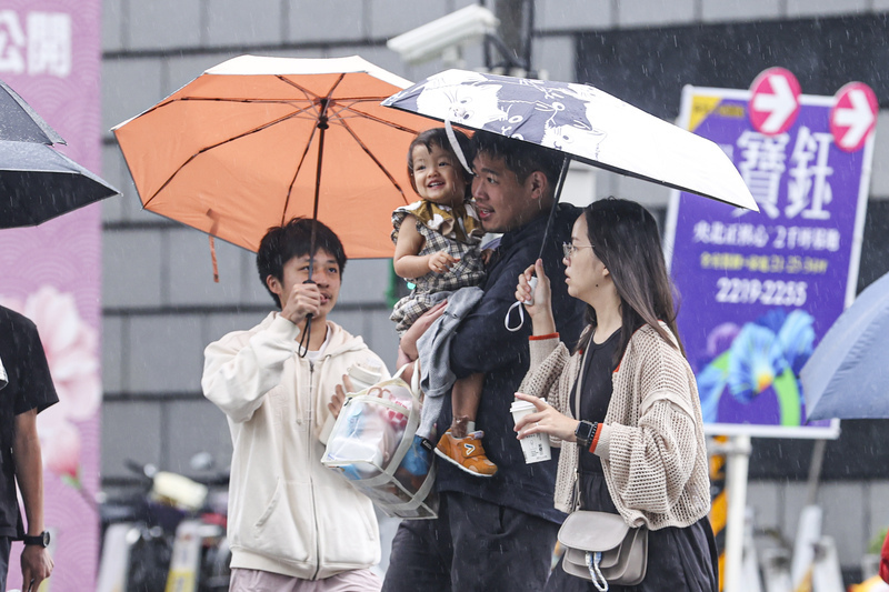 鋒面18日逼近天氣不穩   留意午後雷陣雨
