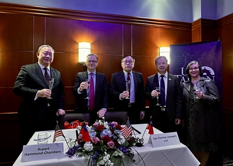 美台商會與國經協會簽署MOU 促台美經貿投資合作