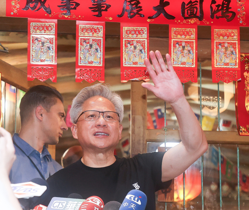 黃仁勳：AI擴張需更大推力 持續為中國打造最佳產品
