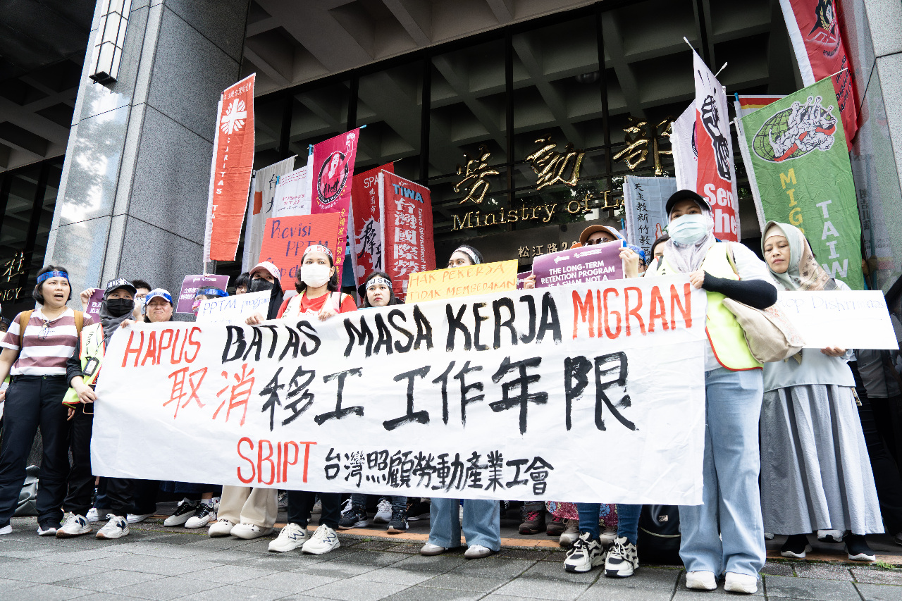 移工團體勞動部前抗議 要求重新檢視「中階移工方案」