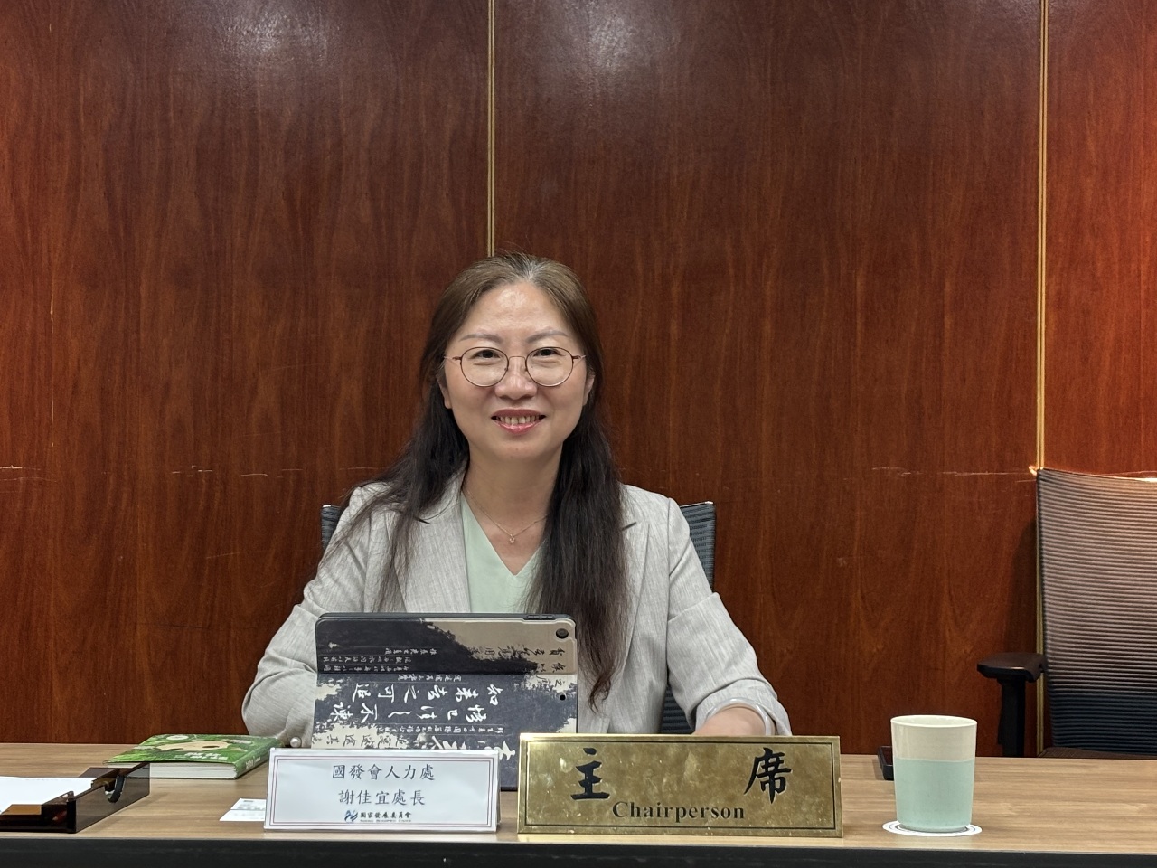 韓星李多慧拿到就業金卡！國發會展示攬才成果、推動制度鬆綁