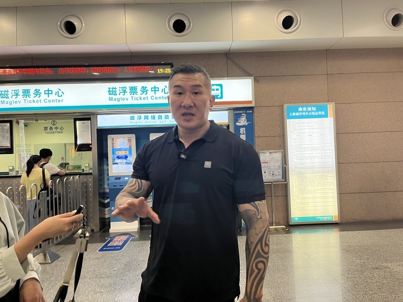 館長上海開直播 國台辦：是自己來旅遊