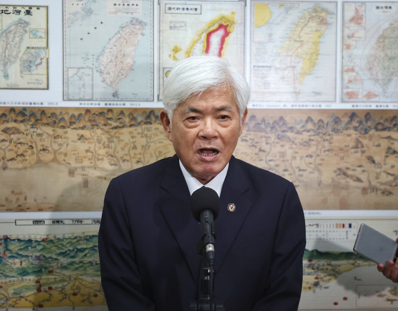 賴總統6/18邀藍白共商國是  罷免案「可能0726投票」 罷團籲：7/10到8/19留時間  美中談判川普搶著舉手？學者揭關稅、稀土其實沒變  法參議院全票通過反快時尚法案 劍指中國平台SHEIN